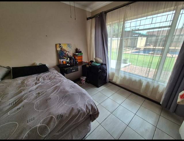 4 BEDROOM HOUSE FOR SALE IN BRACKENDOWNS